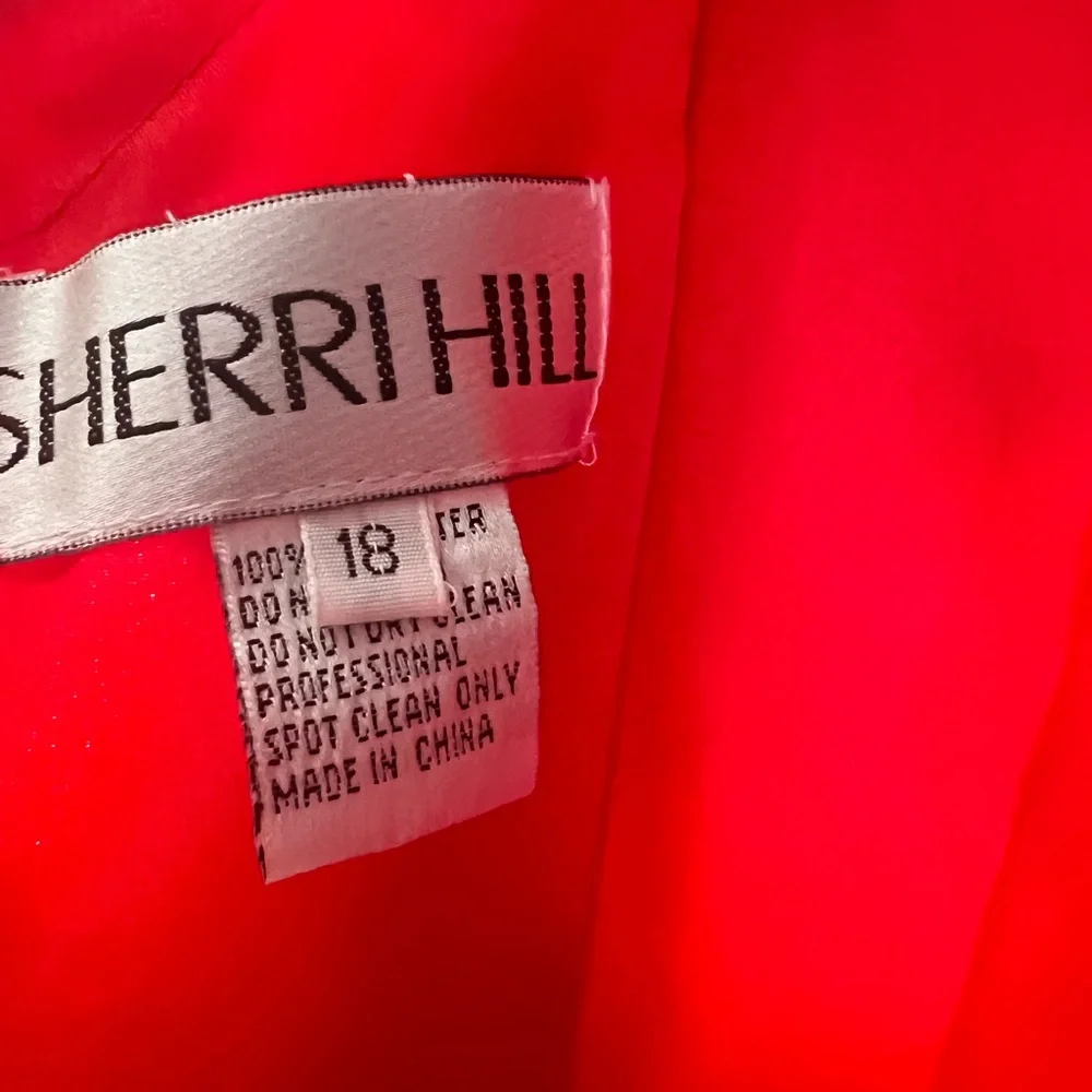 Sherri Hill red prom dress ball gown dress size 18 Elegant Red Evening Gown A72 - Picture 6 of 7